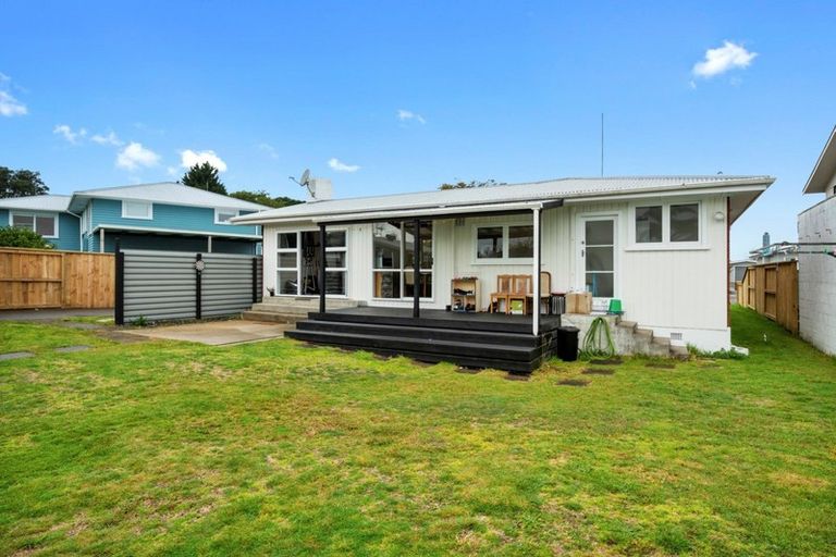 Photo of property in 5 Epsom Road, Mount Maunganui, 3116