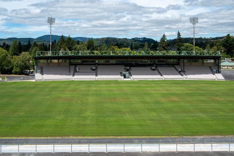 Photo of property in 37 Carter Drive, Pomare, Rotorua, 3015