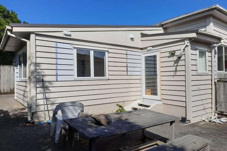 Photo of property in 5b Rosebank Road, Avondale, Auckland, 1026