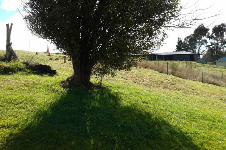 Photo of property in 19 Muriwai Drive, Manapouri, 9679