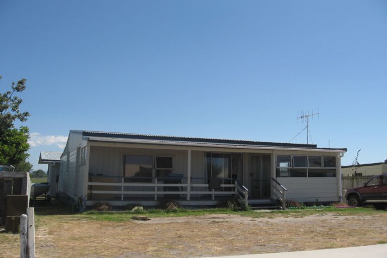 Photo of property in 290 Pukehina Parade, Pukehina, Te Puke, 3189