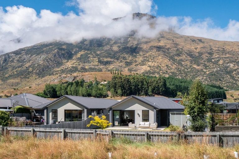 Photo of property in 106a Risinghurst Terrace, Lower Shotover, Queenstown, 9304