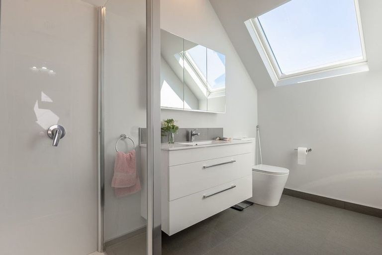 Photo of property in 2/268 Rosetta Road, Raumati Beach, Paraparaumu, 5032