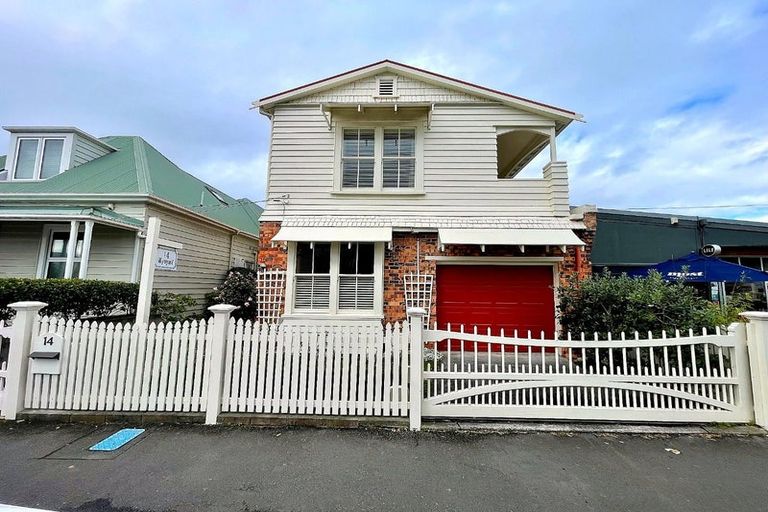 Photo of property in 14 Wynyard Street, Devonport, Auckland, 0624