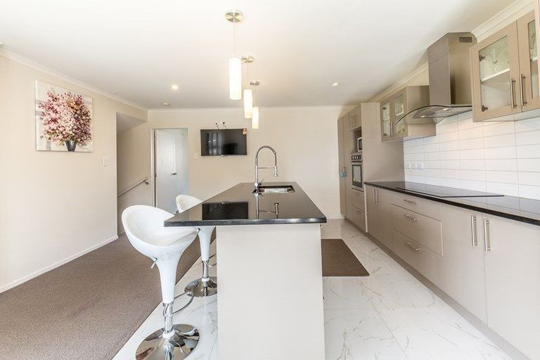 Photo of property in 9 Alloway Street, Westgate, Auckland, 0614