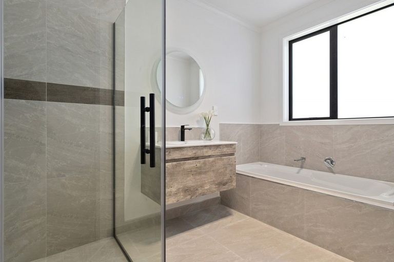 Photo of property in 15 Sydney Place, Flagstaff, Hamilton, 3210