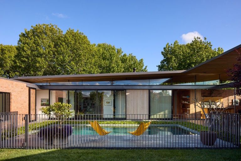 Photo of property in 6 Dignan Street, Point Chevalier, Auckland, 1022