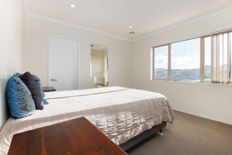 Photo of property in 243 Mark Avenue, Grenada Village, Wellington, 6037