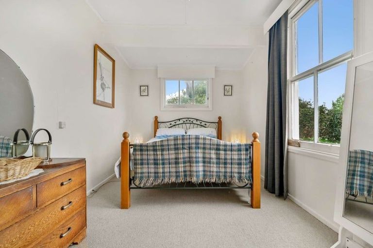 Photo of property in 3 Rose Street, Waipawa, 4210