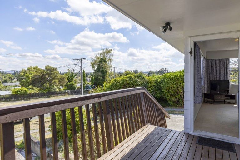 Photo of property in 2/17 Cumberland Street, Tauhara, Taupo, 3330