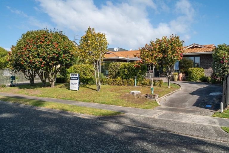 Photo of property in 25 Oregon Drive, Rainbow Point, Taupo, 3330