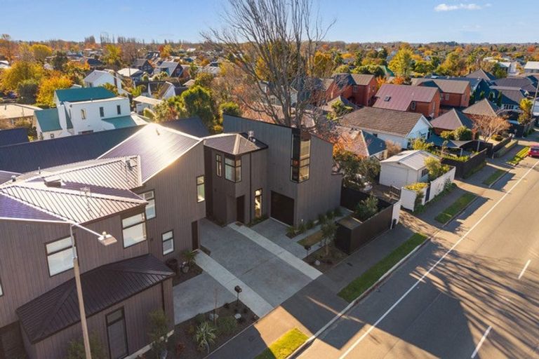 Photo of property in 93 Innes Road, St Albans, Christchurch, 8052