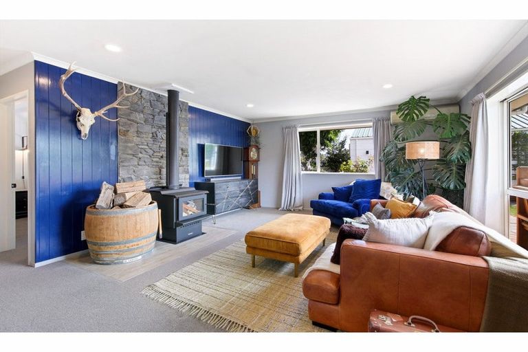 Photo of property in 60a Main North Road, Woodend, 7610