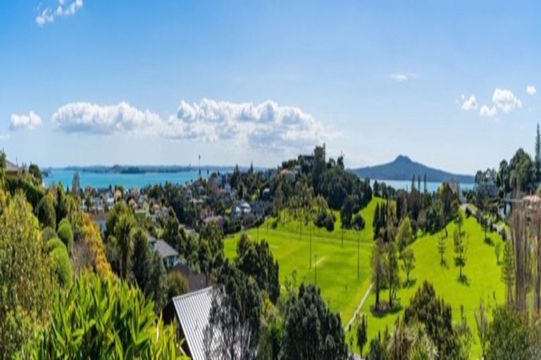 Photo of property in 795 Riddell Road, Saint Heliers, Auckland, 1071