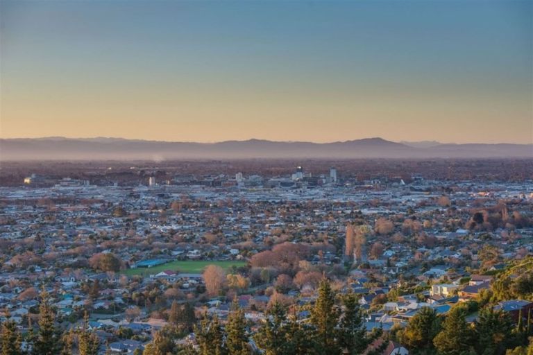 Photo of property in 18 Roystone Way, Huntsbury, Christchurch, 8022