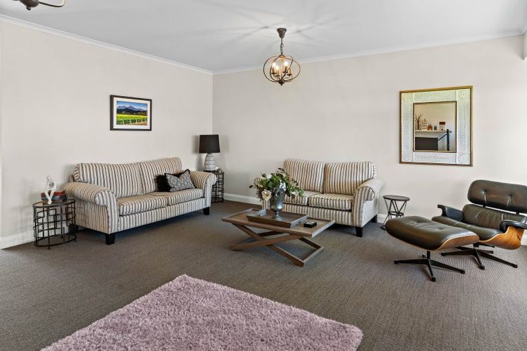 Photo of property in 91 Jellicoe Street, Martinborough, 5711