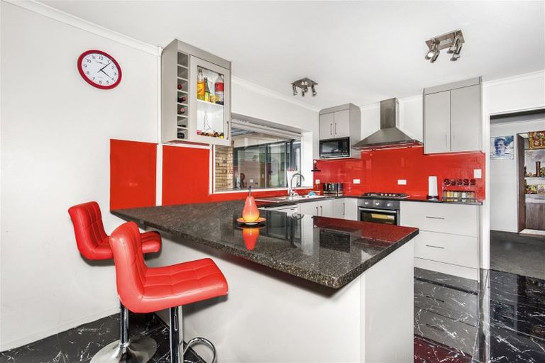 Photo of property in 42 Enuamanu Road, Favona, Auckland, 2024