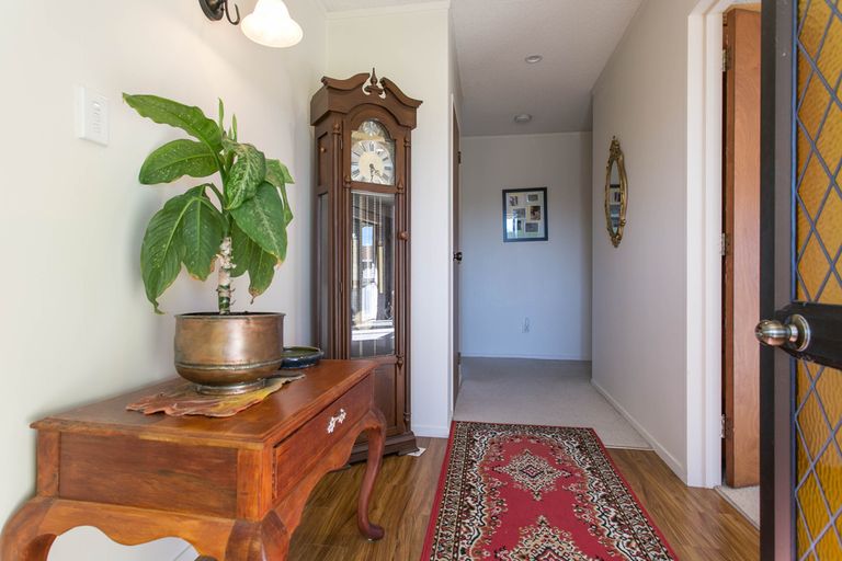 Photo of property in 14 Conrad Place, Leamington, Cambridge, 3432