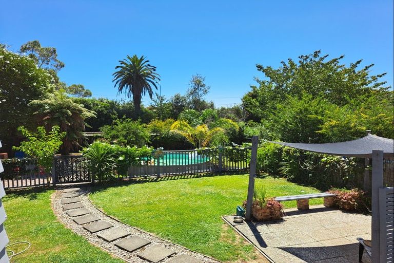 Photo of property in 261 Cambridge Street, Levin, 5510