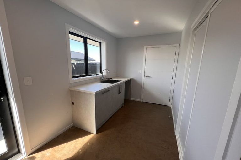 Photo of property in 9 Johnson Avenue, Amberley, 7410