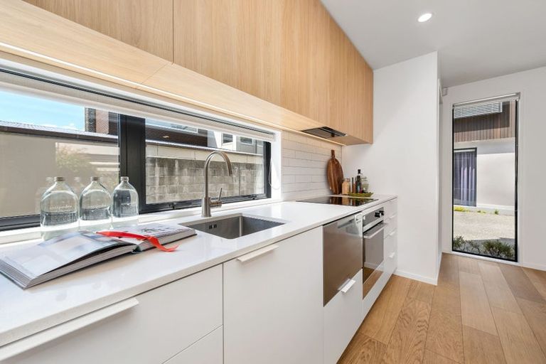 Photo of property in 2/126 Rugby Street, Merivale, Christchurch, 8014