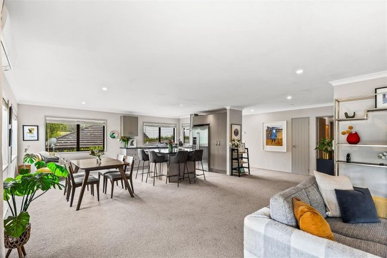 Photo of property in 7 Wautaiti Drive, Riverhead, 0820