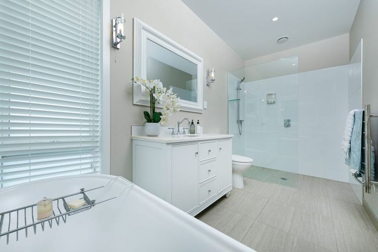 Photo of property in 98 Ahumoana Road, Okura Bush, Albany, 0794