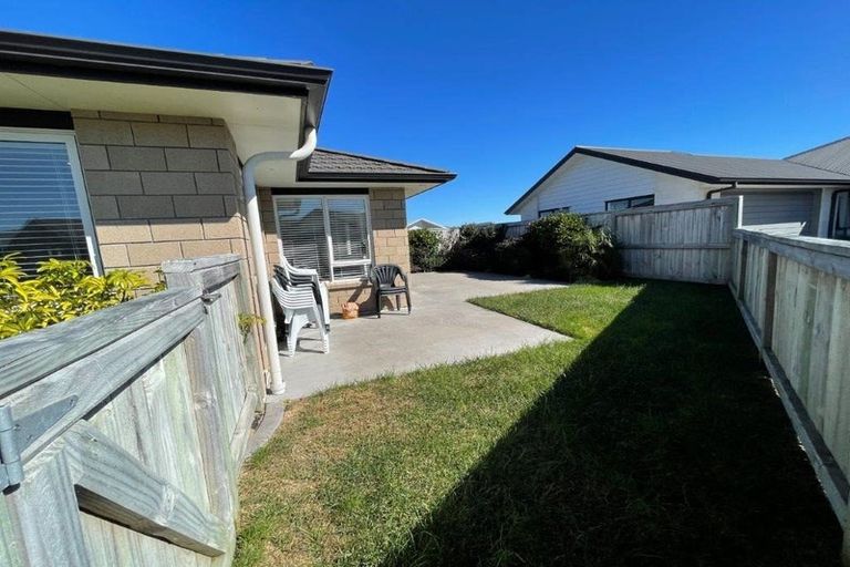 Photo of property in 25 Oka Street, Papamoa Beach, Papamoa, 3118