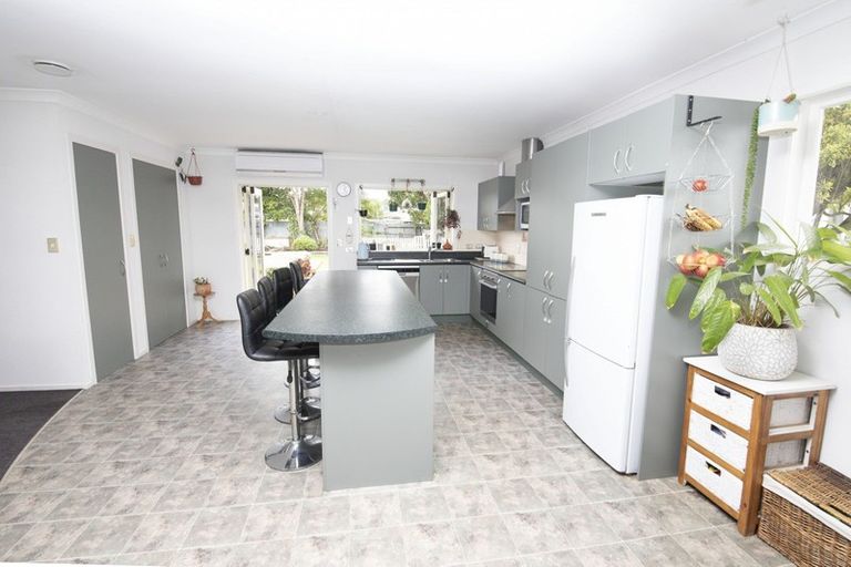 Photo of property in 4 Clare Place, Pirimai, Napier, 4112