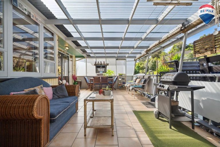 Photo of property in 7 James Grove, Stokes Valley, Lower Hutt, 5019