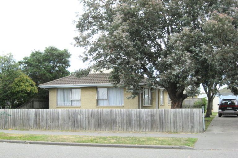 Photo of property in 15 Korora Street, Bromley, Christchurch, 8062