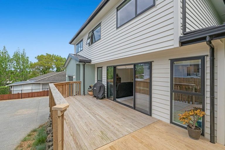 Photo of property in 3a Gladys Avenue, Glenfield, Auckland, 0629