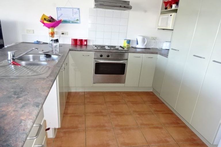 Photo of property in 340 Gulf Harbour Drive, Gulf Harbour, Whangaparaoa, 0930