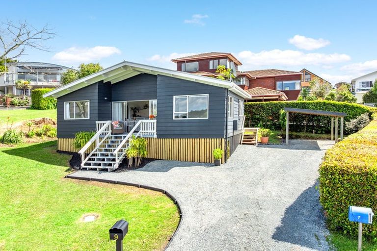 Photo of property in 9 Sunlight Promenade, Snells Beach, 0920