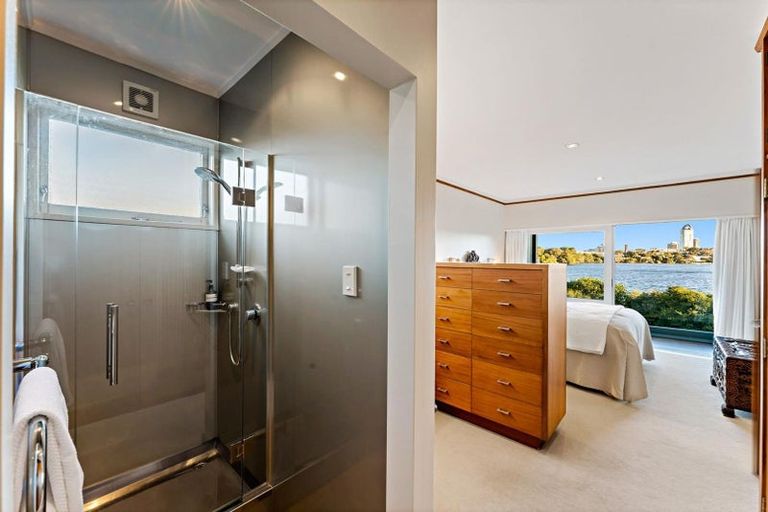 Photo of property in 47 Sylvan Park Avenue, Milford, Auckland, 0620