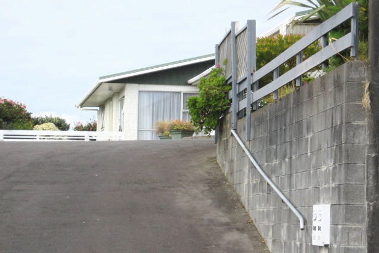 Photo of property in 1/242 Courtenay Street, Strandon, New Plymouth, 4312