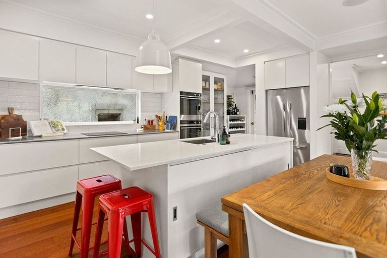 Photo of property in 37 Oban Street, Wadestown, Wellington, 6012