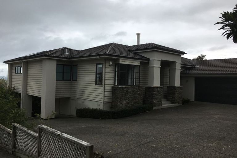 Photo of property in 1a Burford Place, Mellons Bay, Auckland, 2014