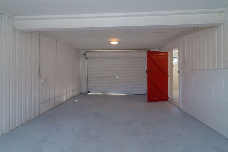 Photo of property in 16 Grayson Avenue, Mangakakahi, Rotorua, 3015