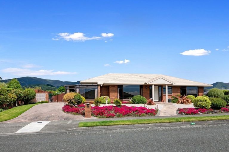 Photo of property in 29 Masefield Street, Stoke, Nelson, 7011