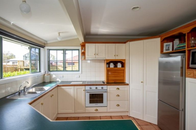 Photo of property in 27 Raratuna Street, Turua, 3574