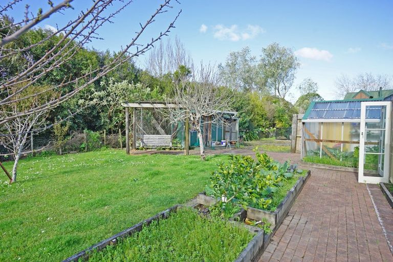 Photo of property in 223 Pine Valley Road, Dairy Flat, Silverdale, 0992