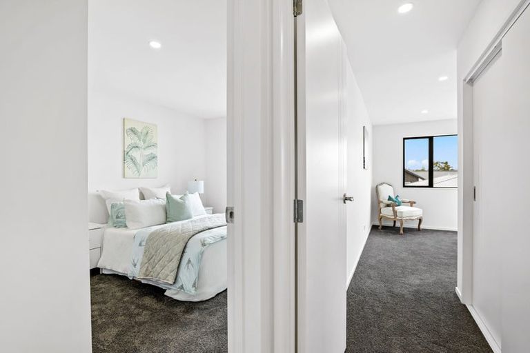 Photo of property in 49c Vera Road, Te Atatu South, Auckland, 0610