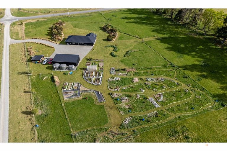 Photo of property in 24 Opuha Street, Orari, Geraldine, 7992