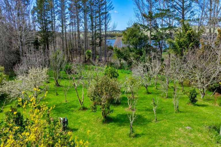 Photo of property in 364 Oneriri Road, Kaiwaka, 0573