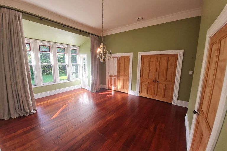 Photo of property in 58 Kings Crescent, Hutt Central, Lower Hutt, 5010