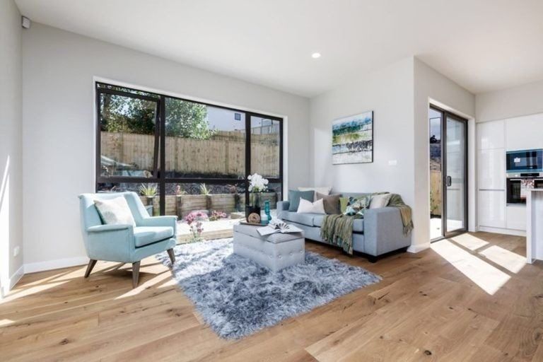 Photo of property in 150 Greenhithe Road, Greenhithe, Auckland, 0632