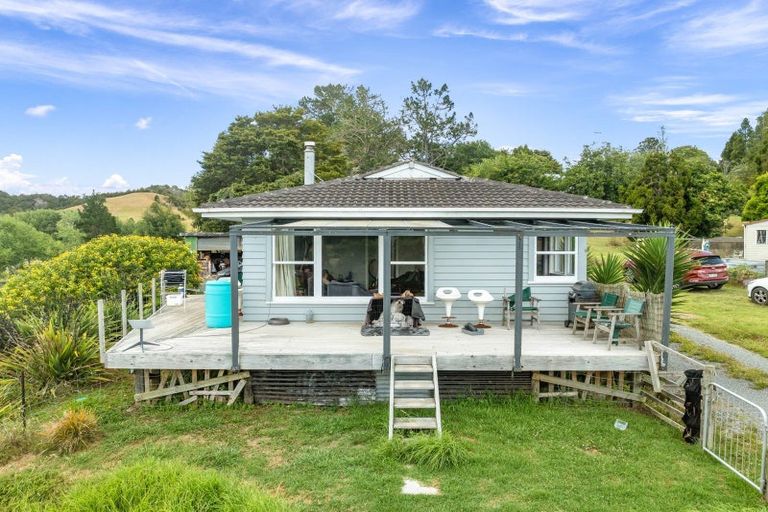 Photo of property in 32 Kopeti Road, Hukerenui, Hikurangi, 0182