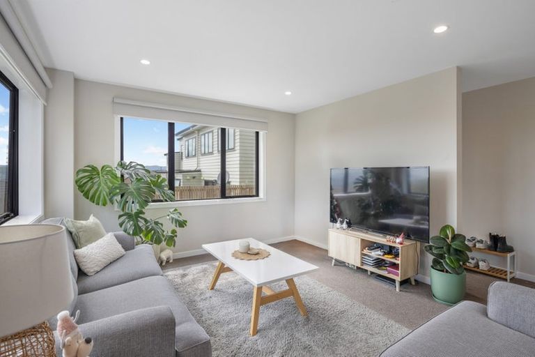 Photo of property in 29d Comber Place, Johnsonville, Wellington, 6037