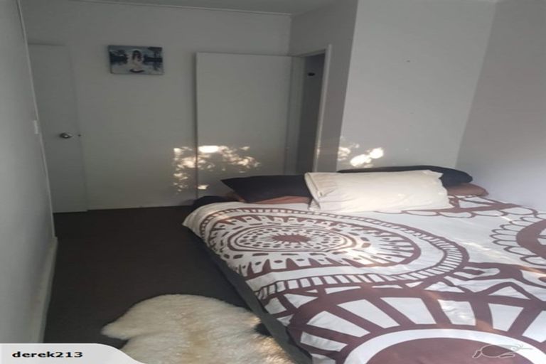 Photo of property in 24 Tiri Tiri Road, Birkdale, Auckland, 0626